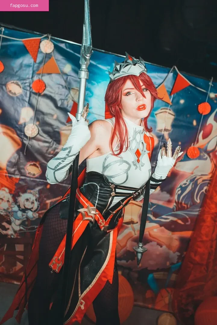 Anya Ichios