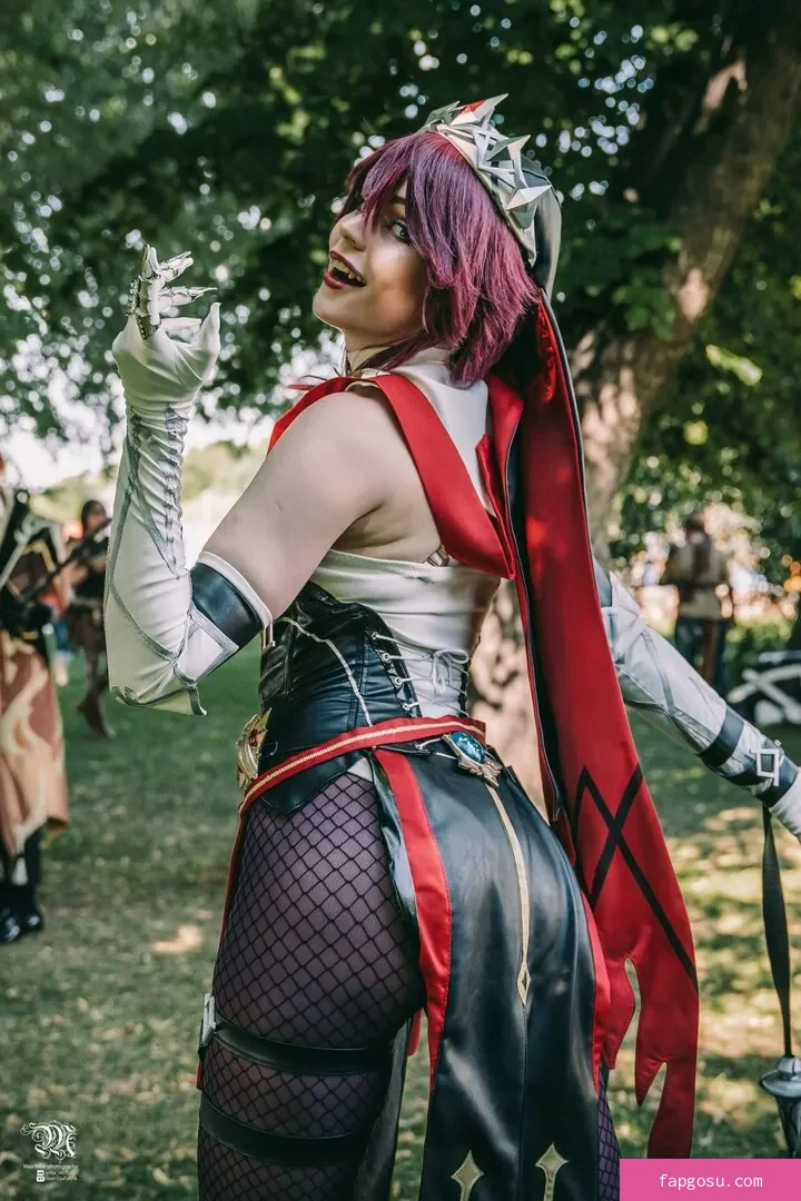 Anya Ichios