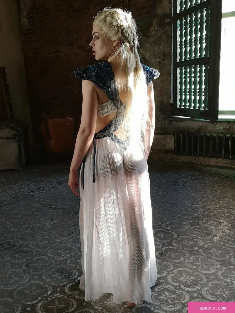 Anya Ichios