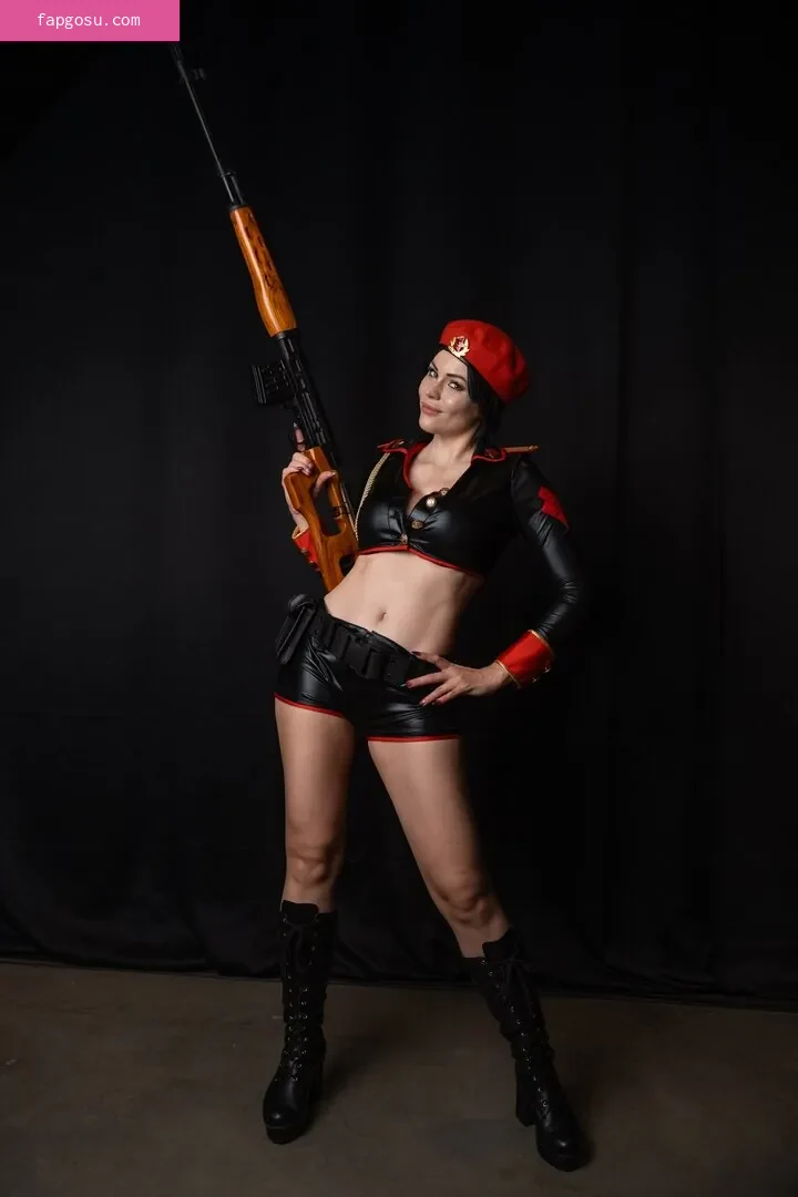 Anya Ichios