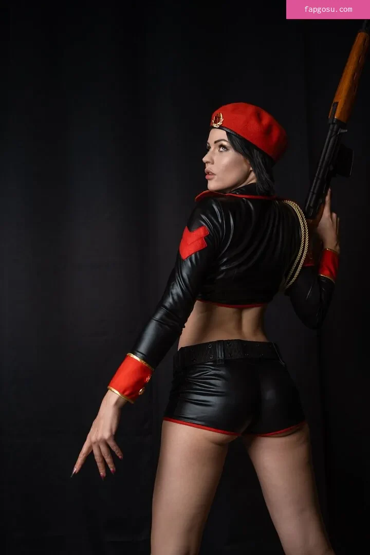 Anya Ichios