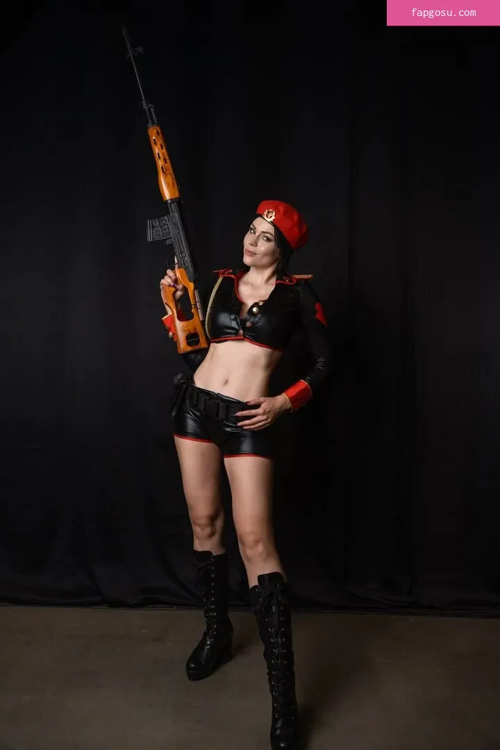 Anya Ichios