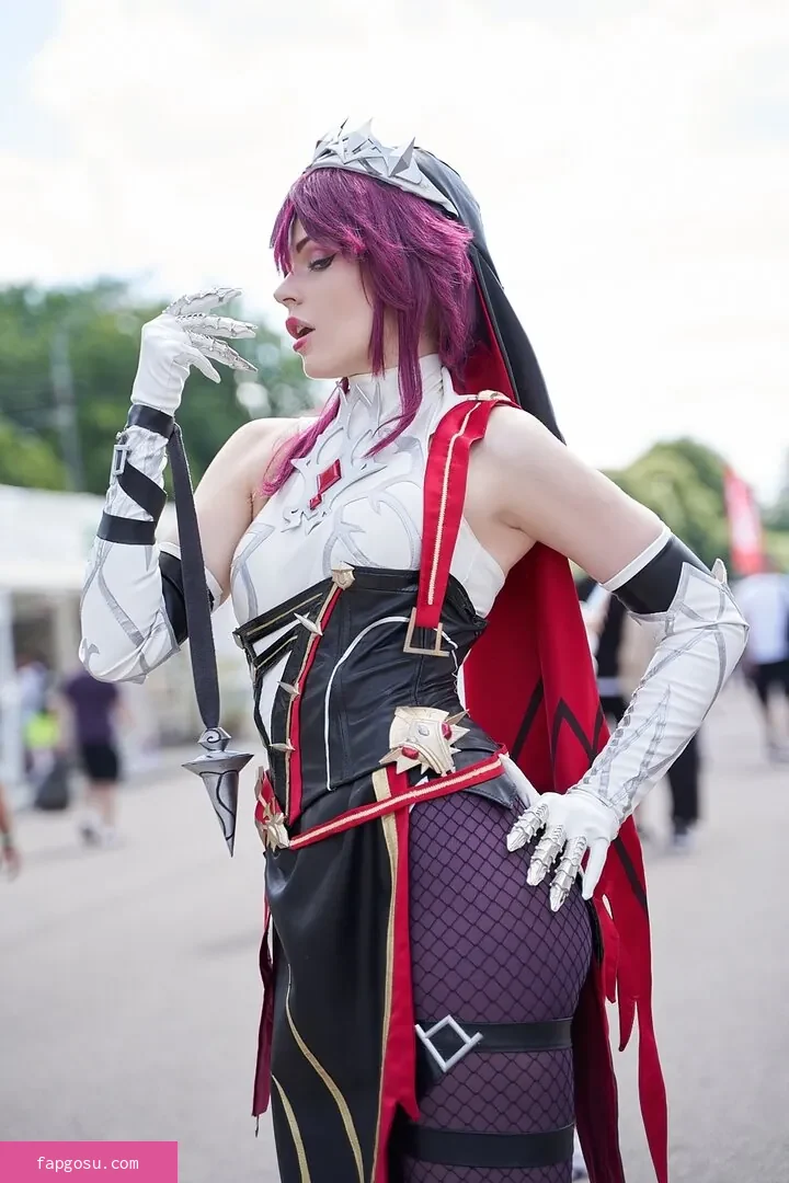 Anya Ichios