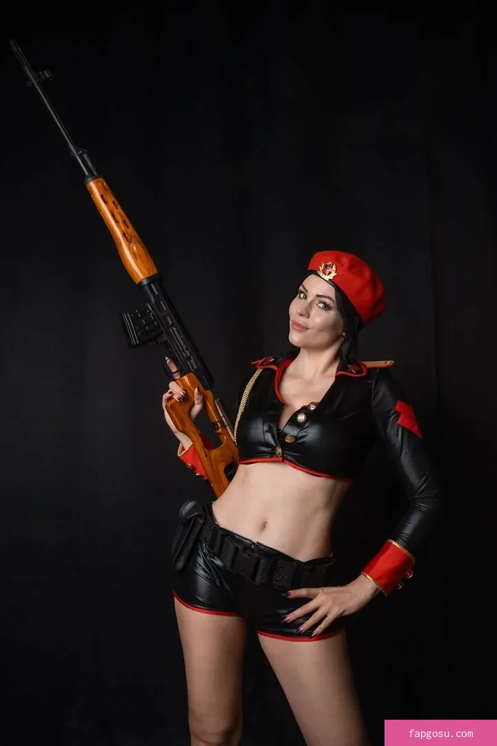 Anya Ichios