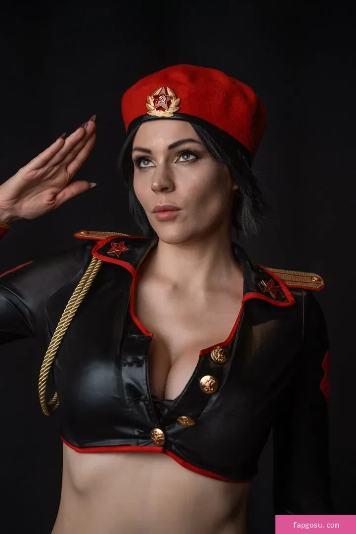 Anya Ichios