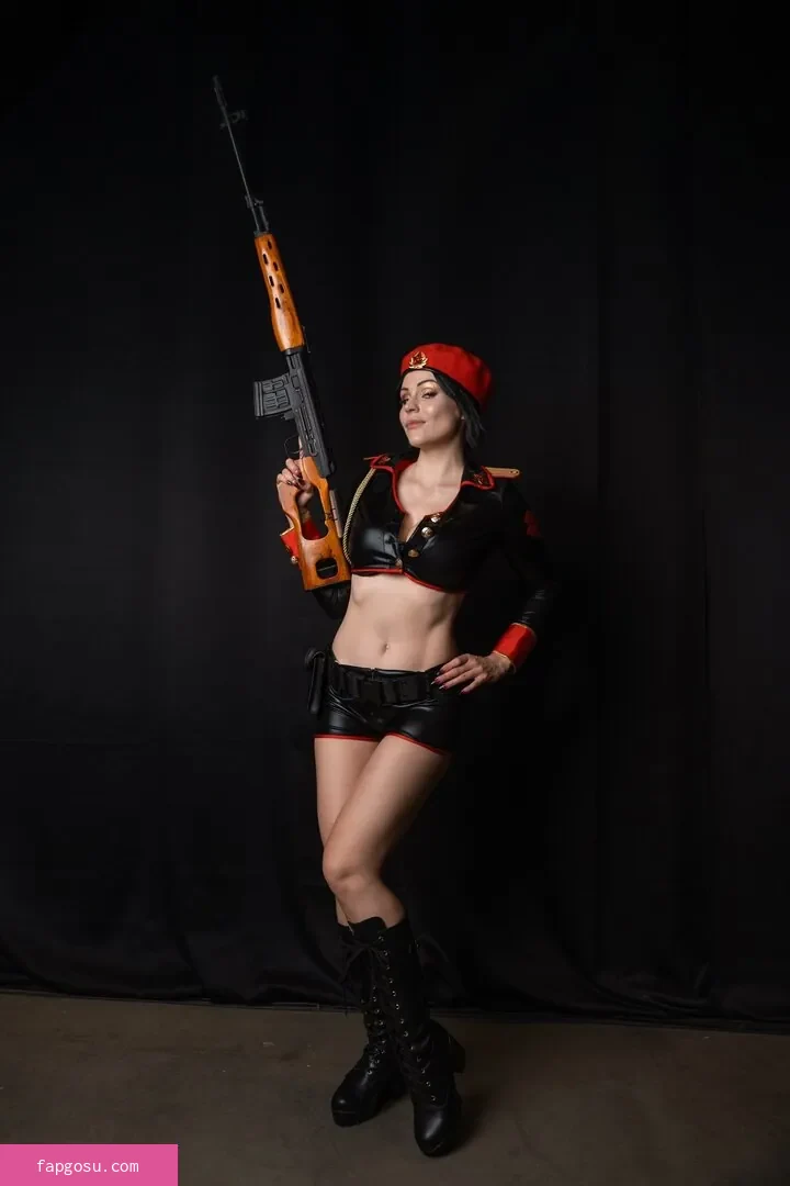 Anya Ichios
