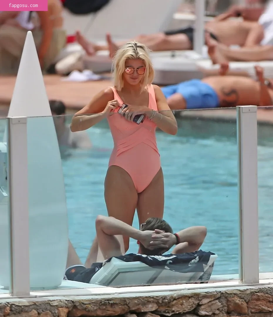 Ashley James - Photo #332