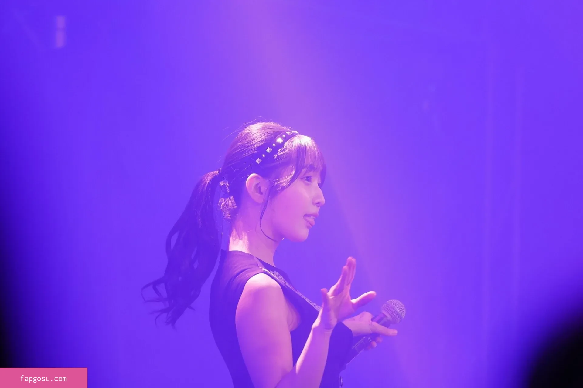 Amau Kisumi 天羽希純
