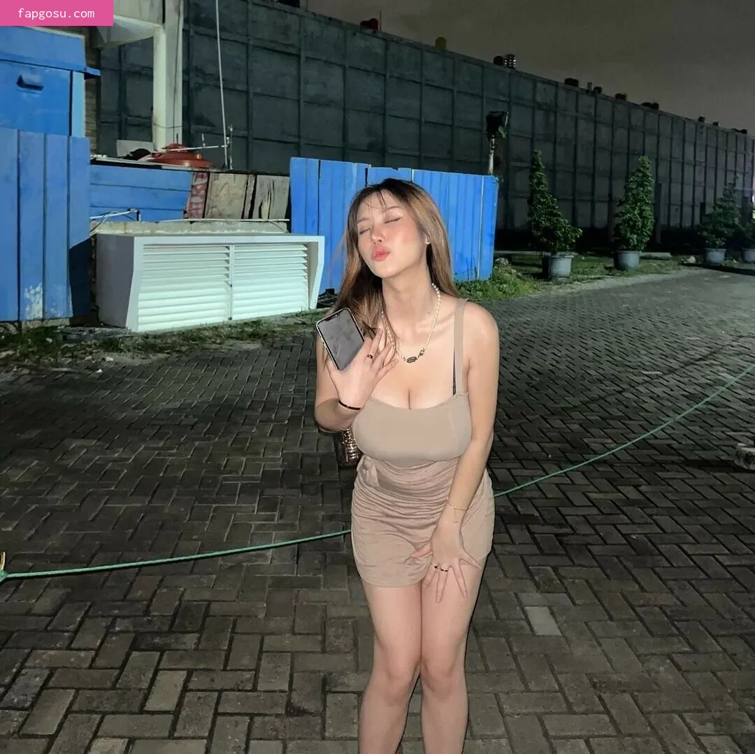 Anastasya Khosasih - Photo #345