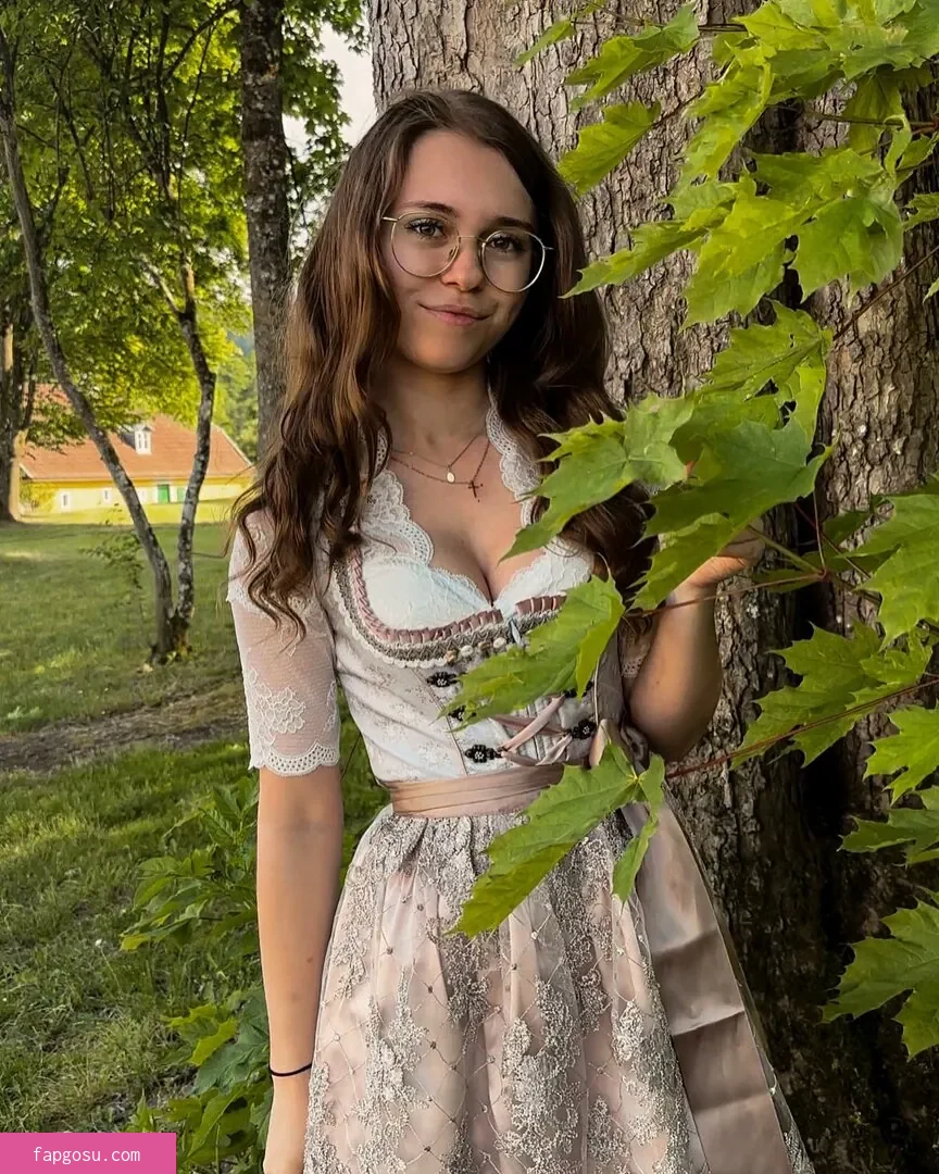 Anna Kauer
