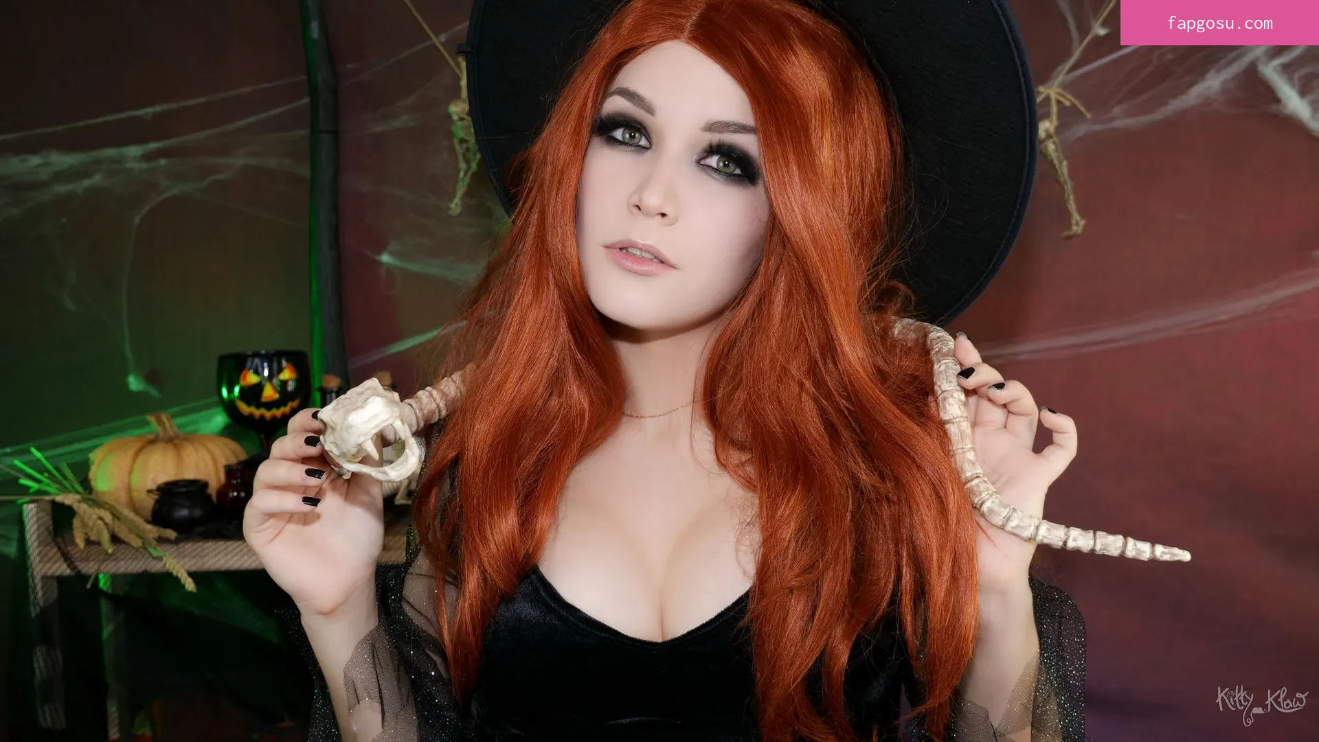 ASMR KittyKlaw