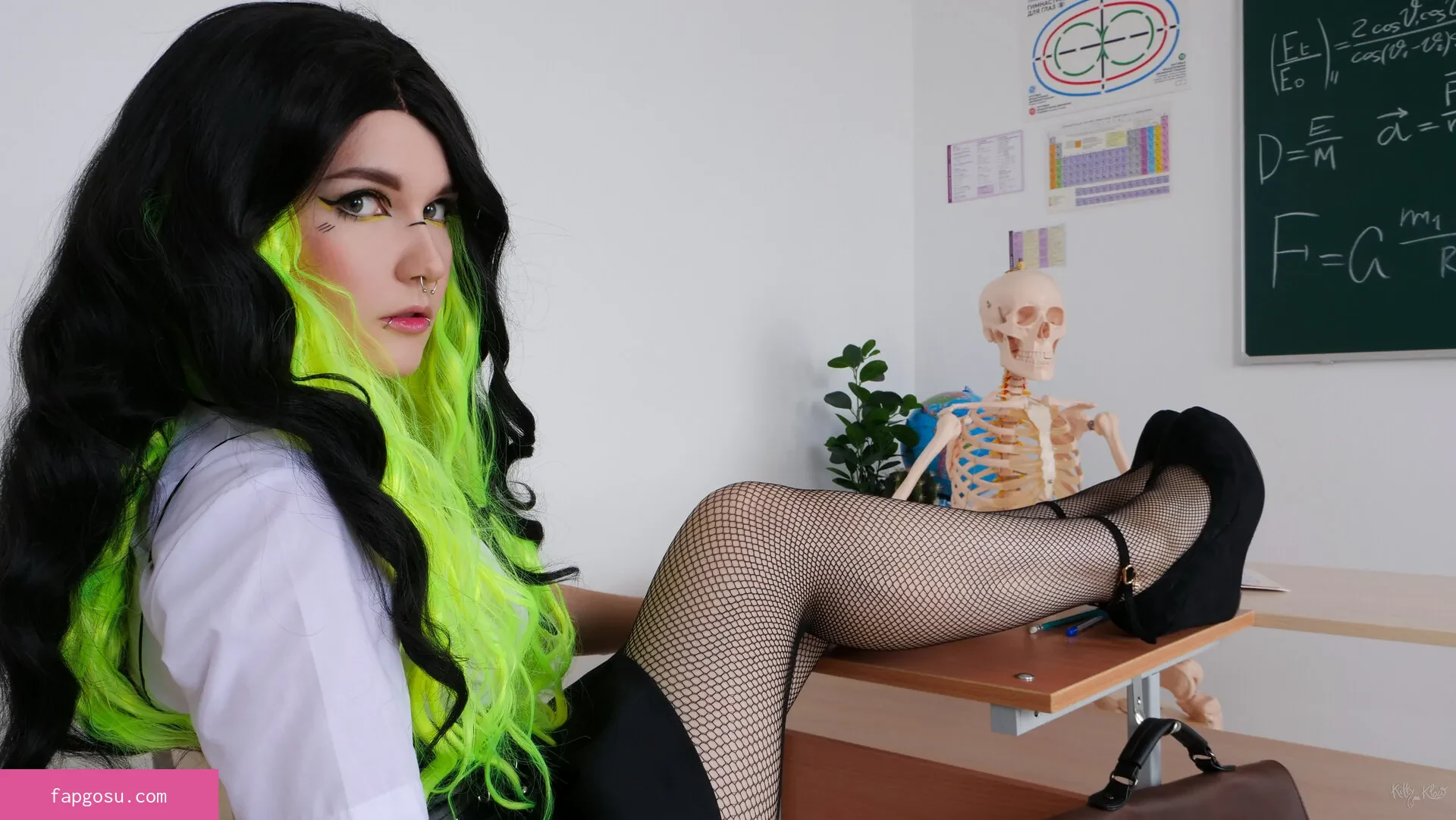 ASMR KittyKlaw