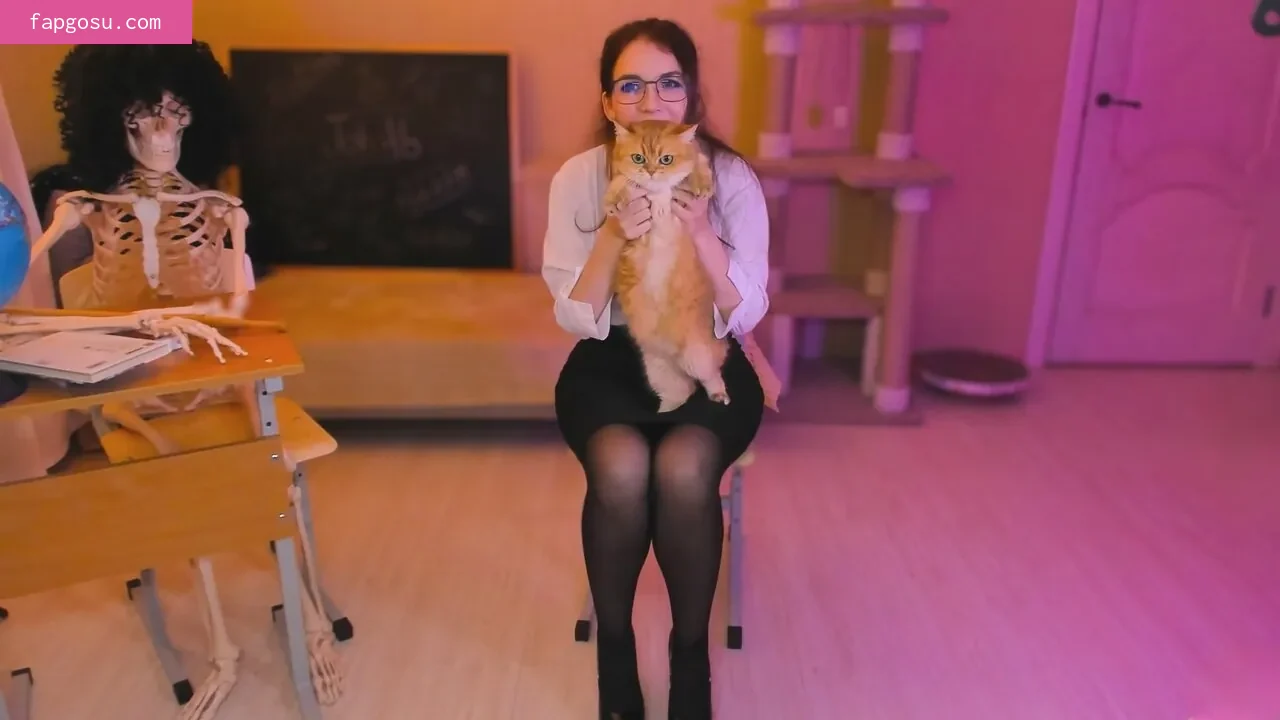 ASMR KittyKlaw