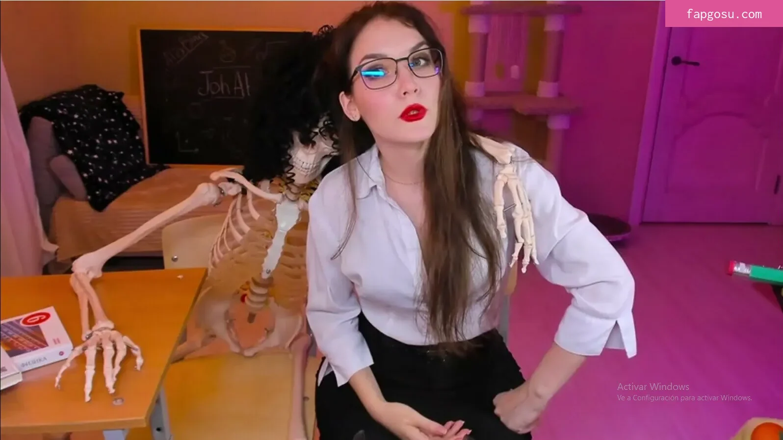 ASMR KittyKlaw