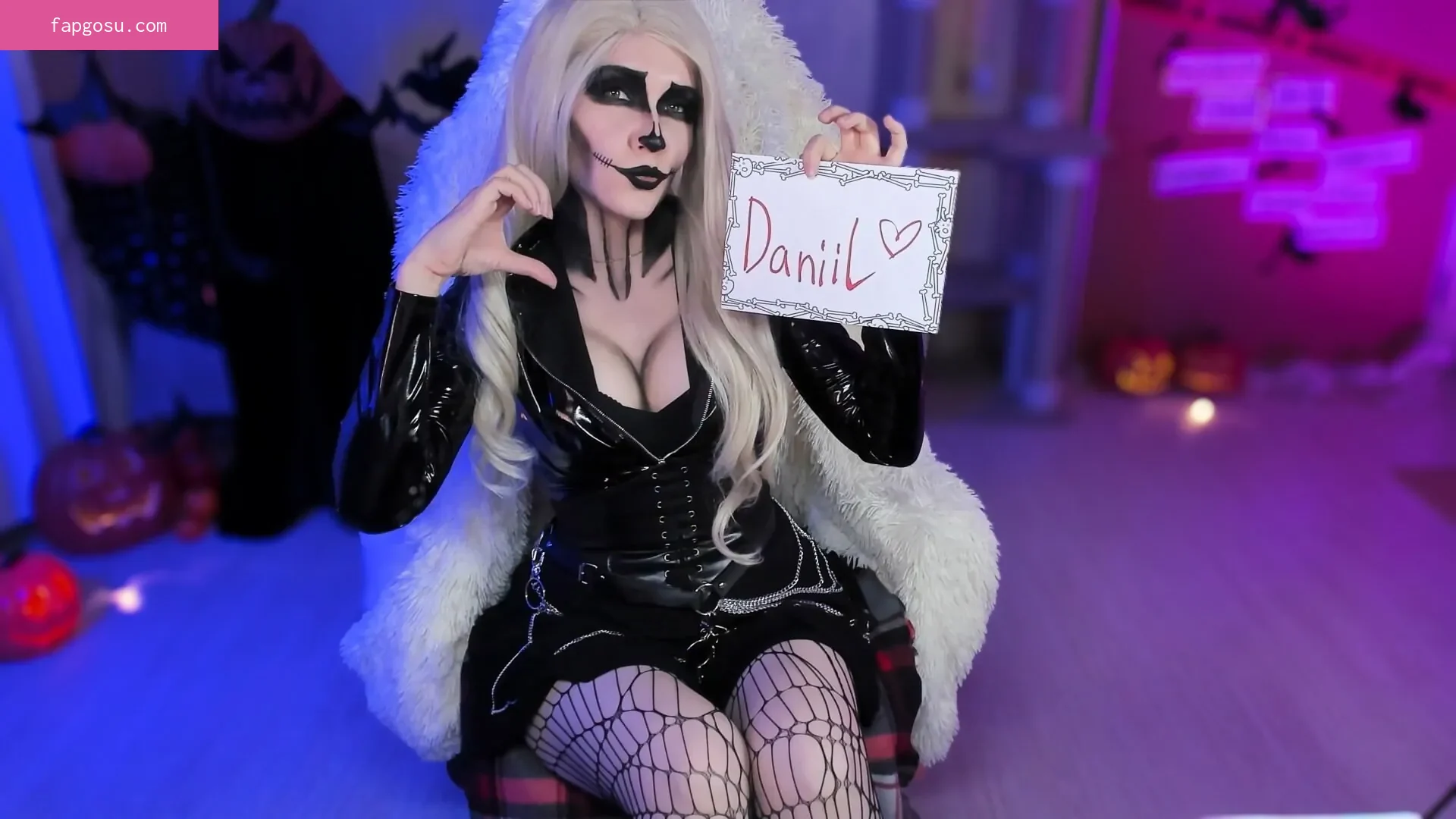 ASMR KittyKlaw