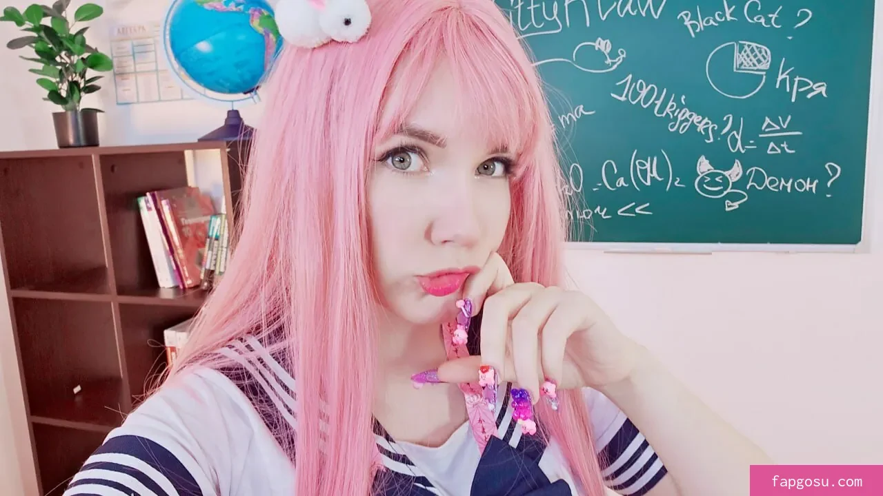 ASMR KittyKlaw