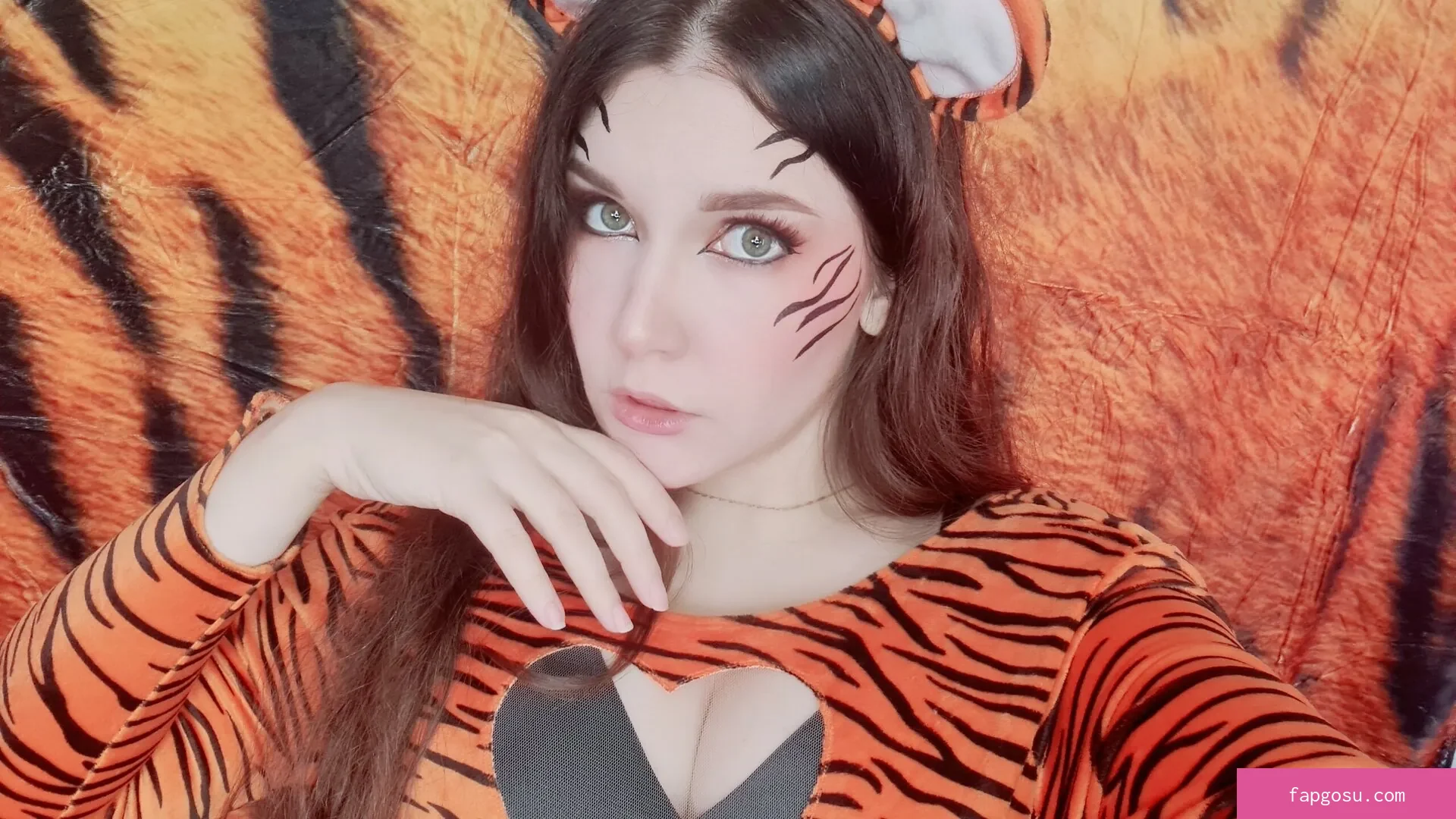 ASMR KittyKlaw