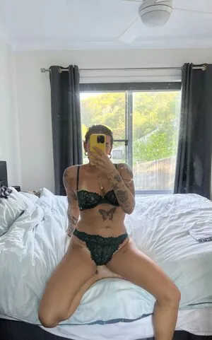 alexandracoveos content