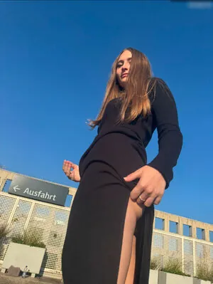 Alexia Loom content