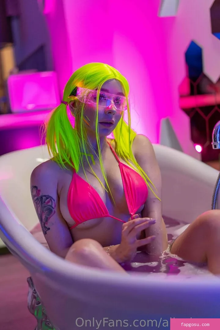 AliceBong - Photo #1029