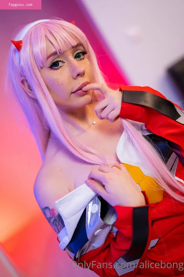 AliceBong - Photo #1049