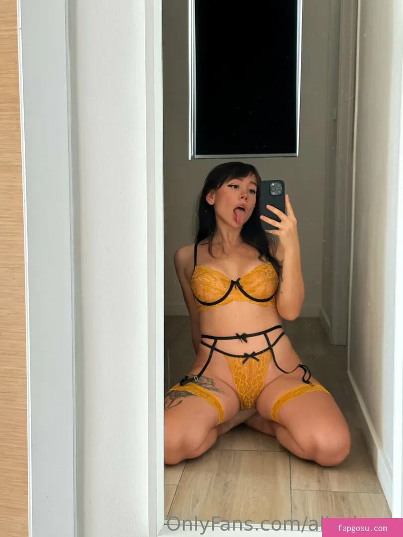 AliceBong