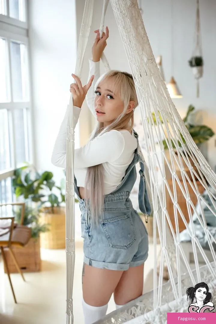 AliceBong - Photo #1869