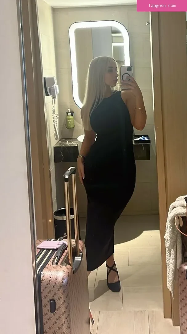 Amy Louise Lee