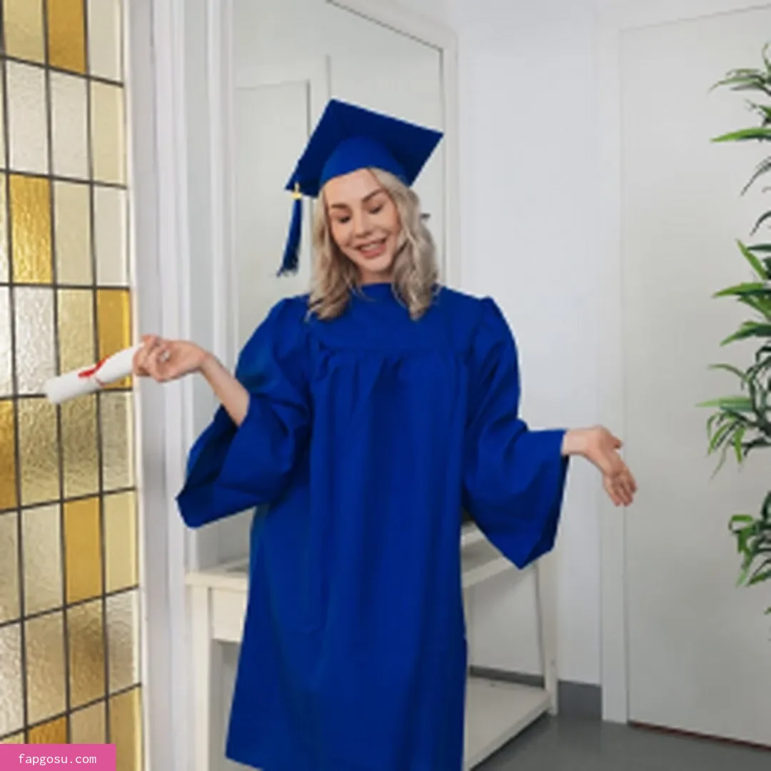 Angie Lynx