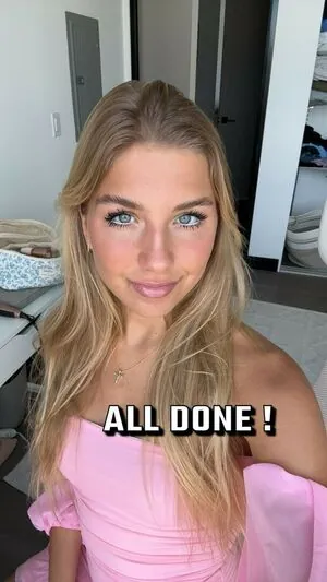 Aniela Leon