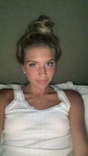 Aniela Leon