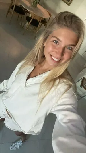 Aniela Leon