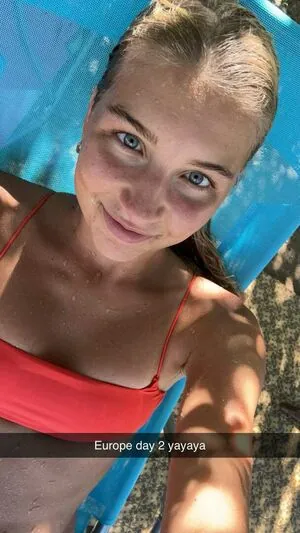 Aniela Leon