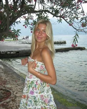 Aniela Leon