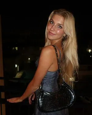 Aniela Leon