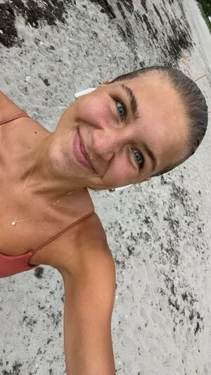 Aniela Leon