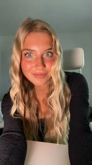 Aniela Leon
