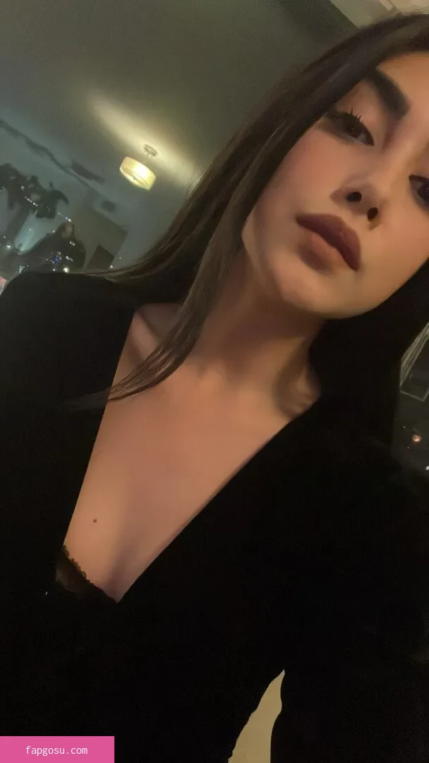 Alexa Mansour