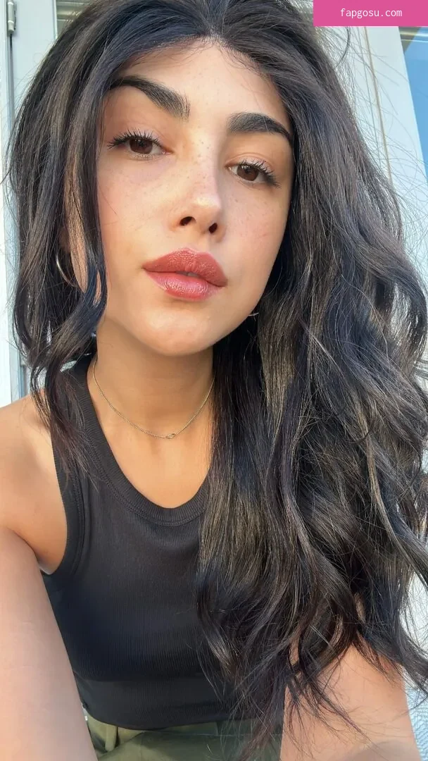Alexa Mansour