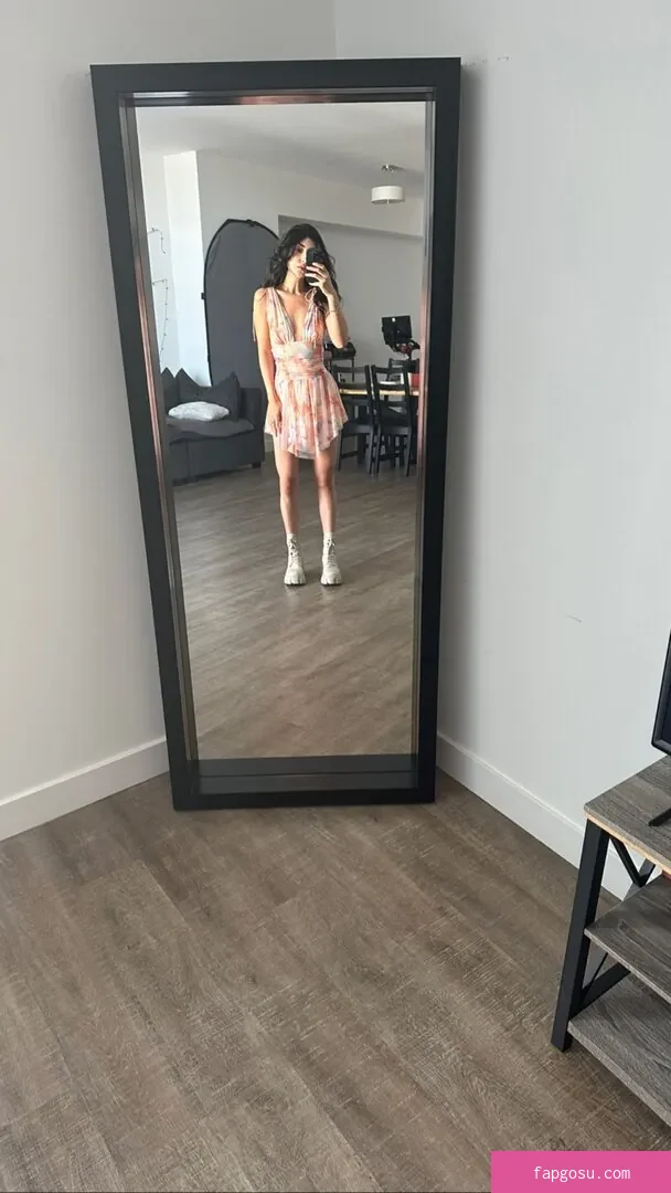 Alexa Mansour
