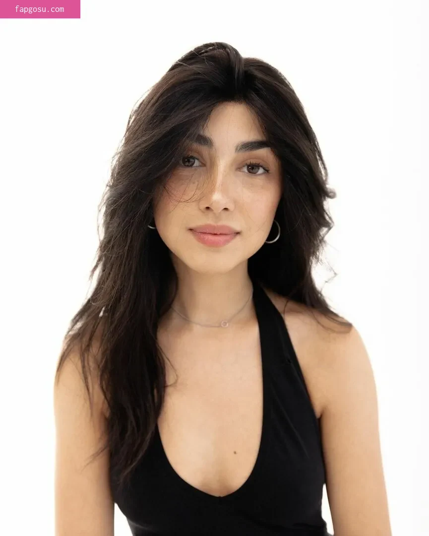 Alexa Mansour