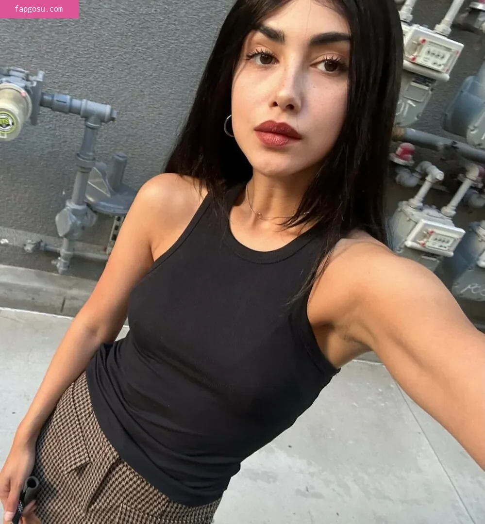 Alexa Mansour
