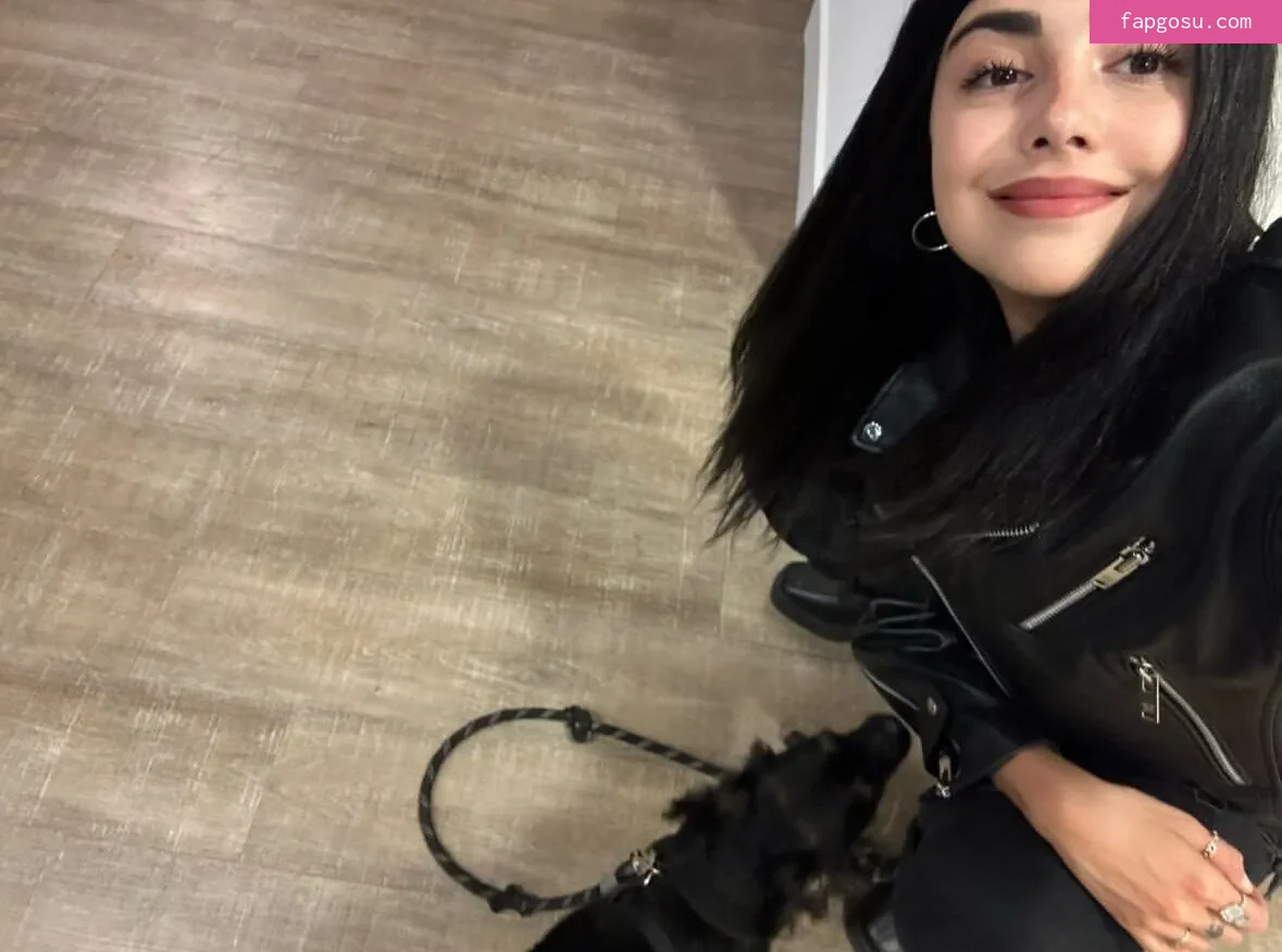 Alexa Mansour