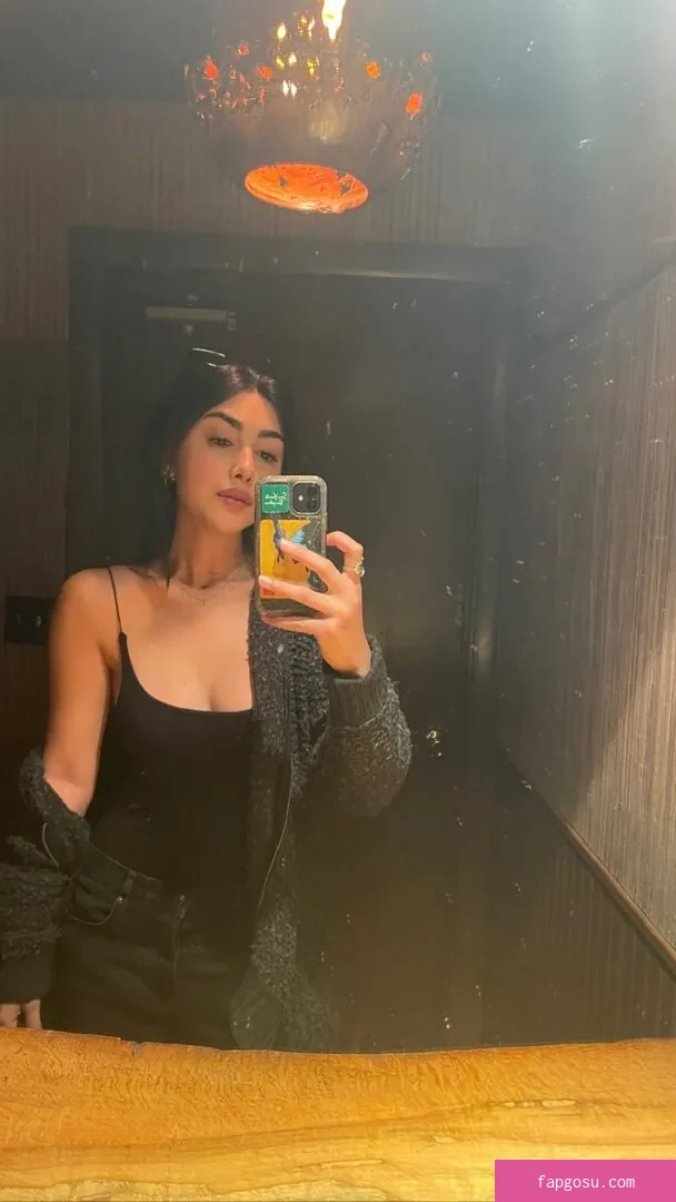 Alexa Mansour