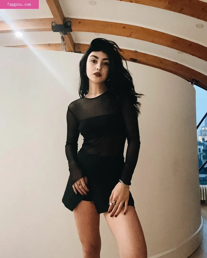 Alexa Mansour