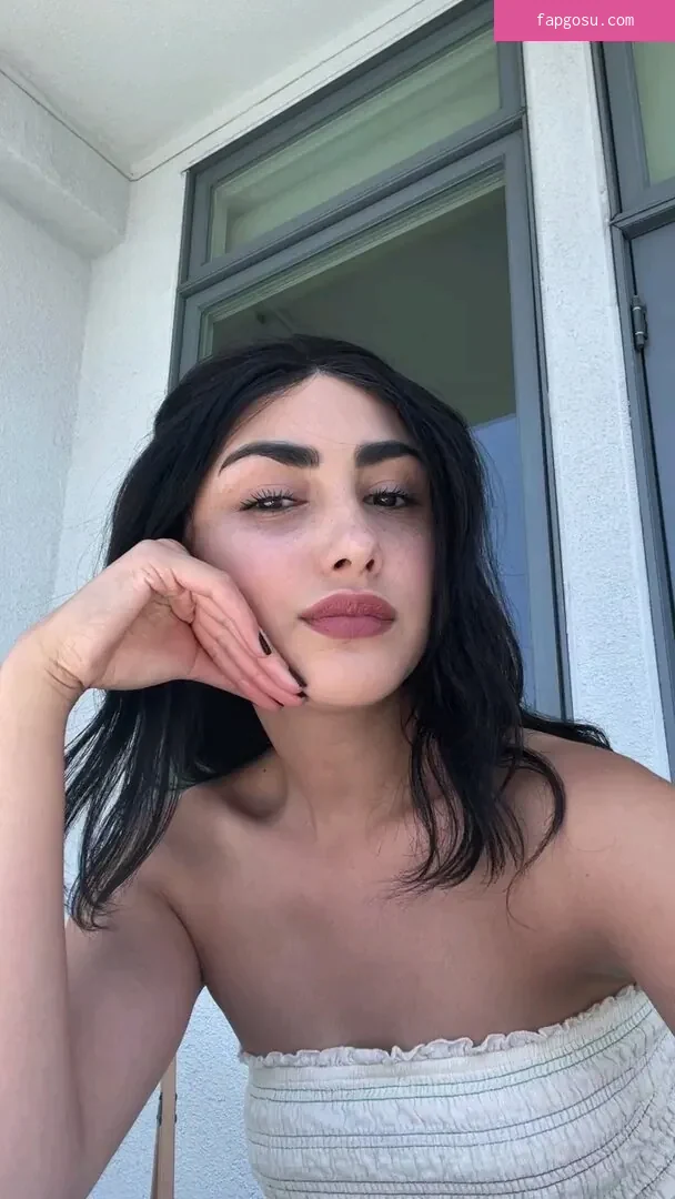 Alexa Mansour