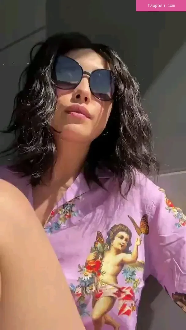 Alexa Mansour