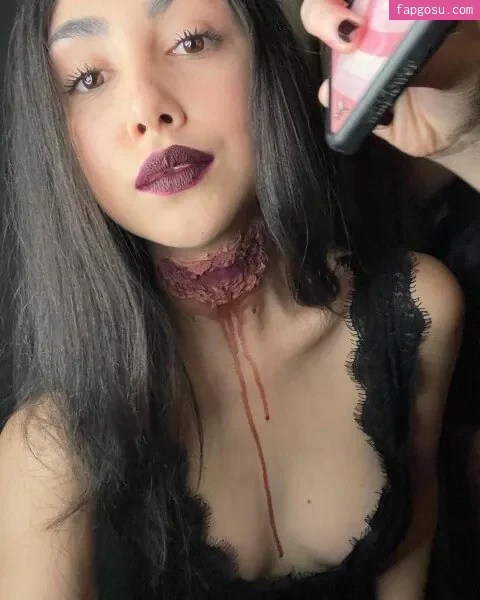 Alexa Mansour