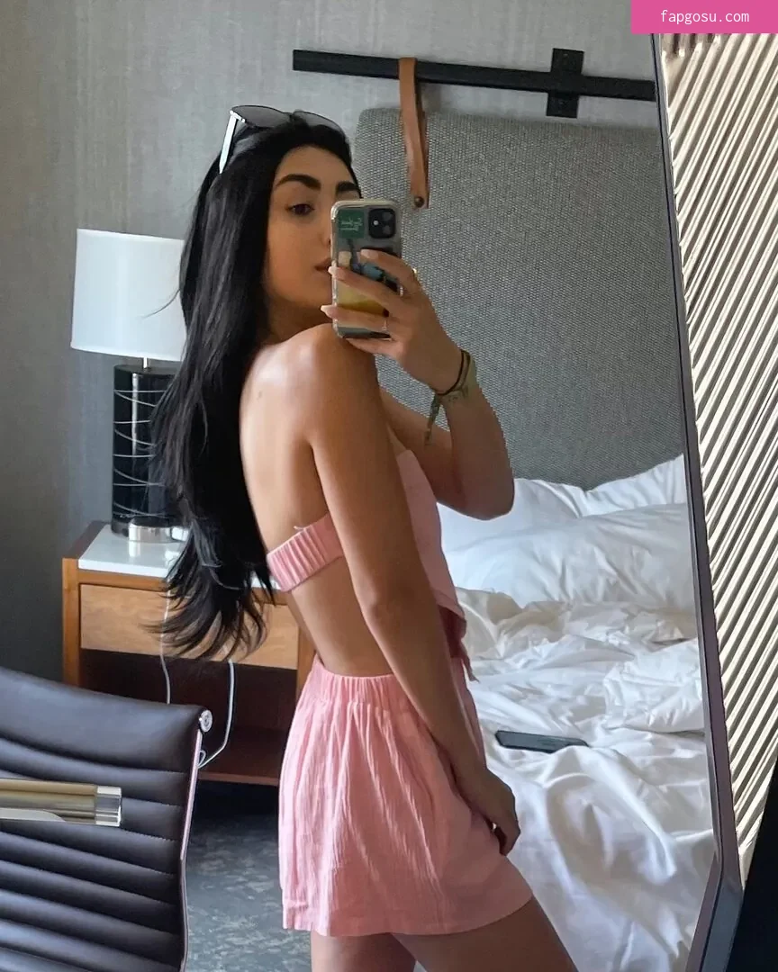 Alexa Mansour