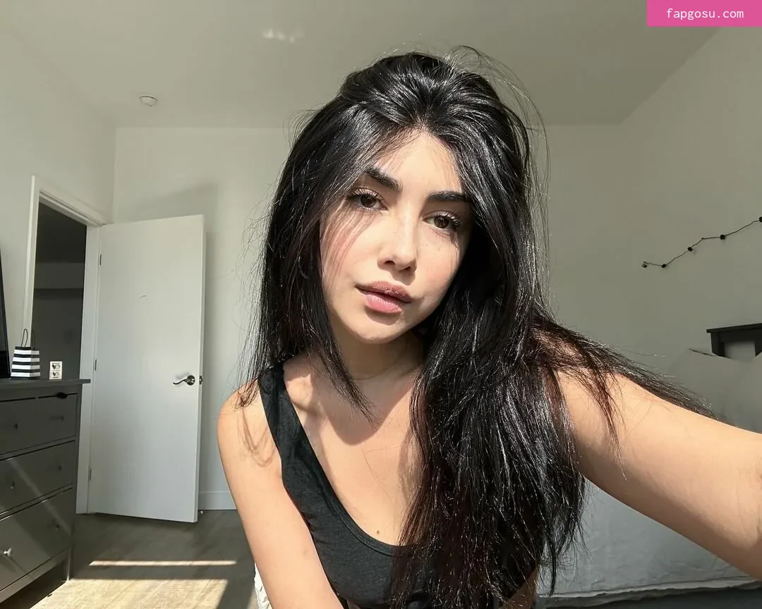 Alexa Mansour